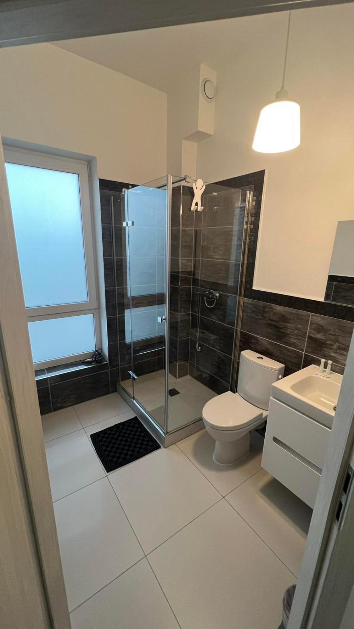 Azyl Hotel Legnica Luaran gambar