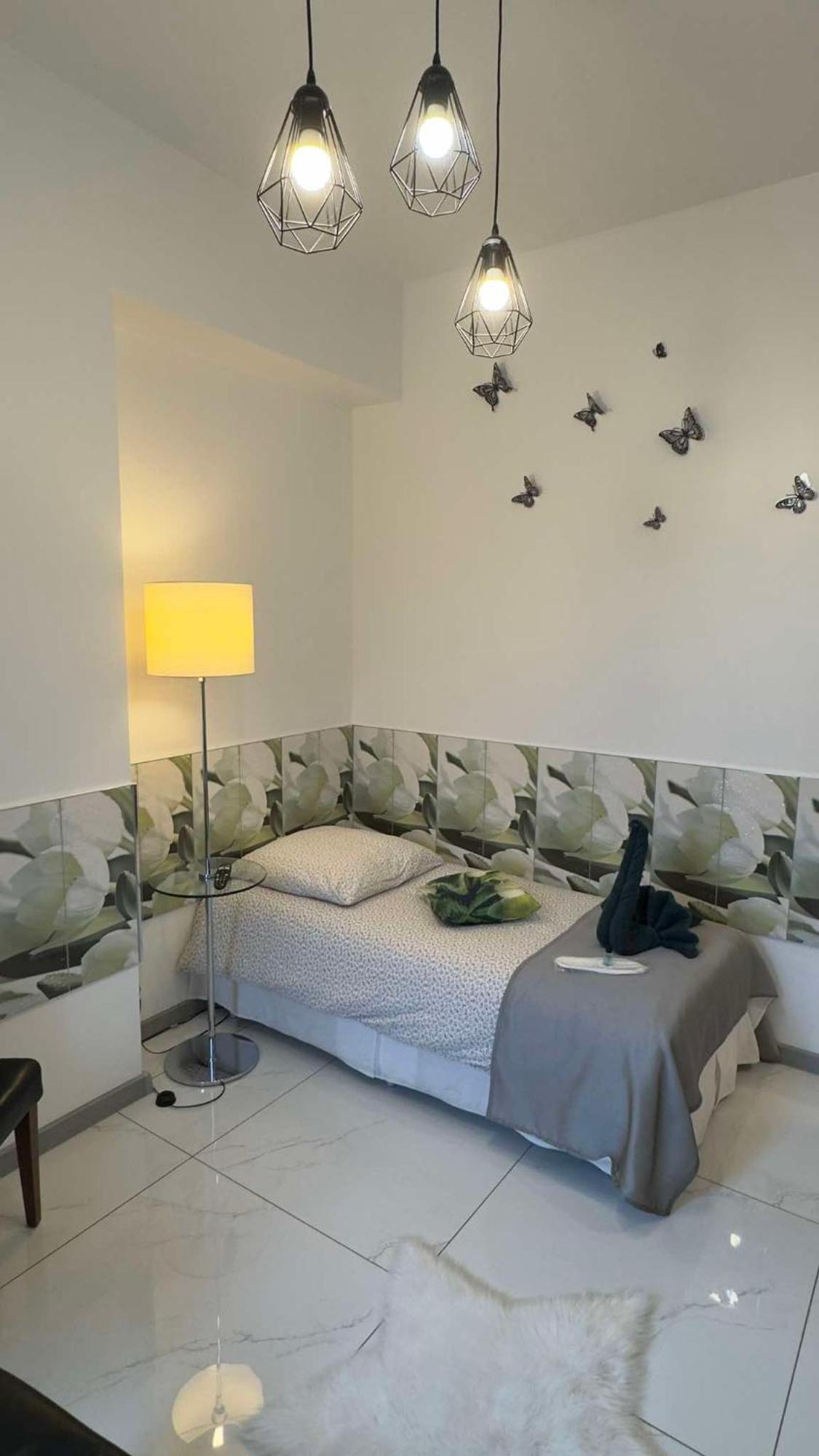 Azyl Hotel Legnica Luaran gambar